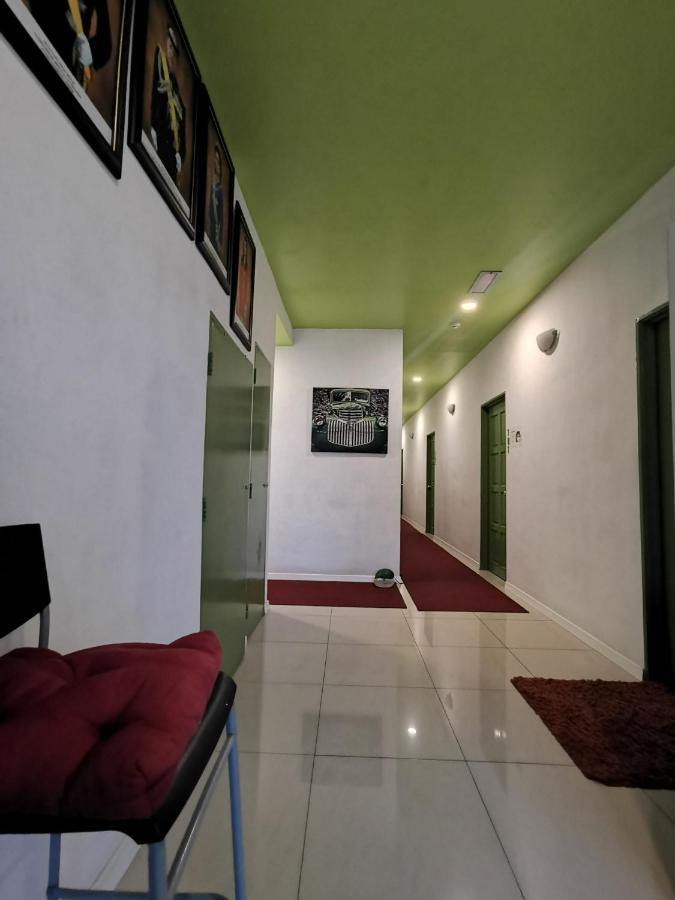 Olive Hotel Джохор-Бару Экстерьер фото