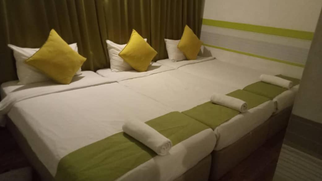 Olive Hotel Джохор-Бару Экстерьер фото
